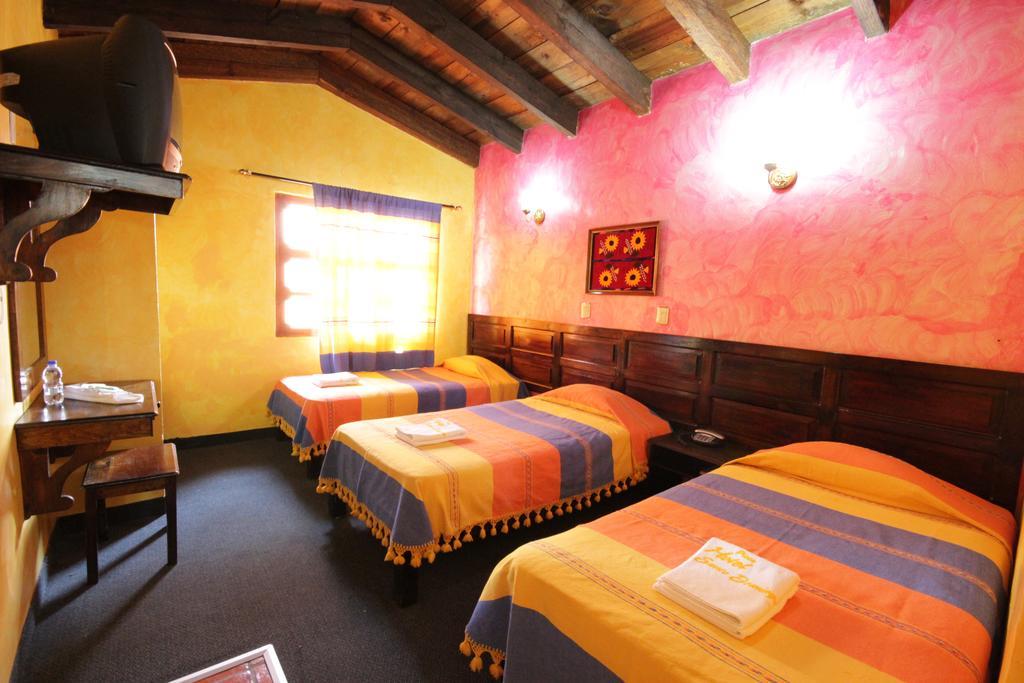 Hotel Plaza Santo Domingo San Cristóbal de Las Casas Camera foto
