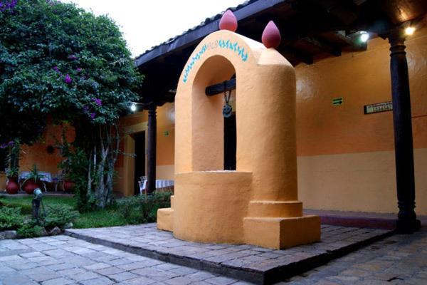 Hotel Plaza Santo Domingo San Cristóbal de Las Casas Esterno foto