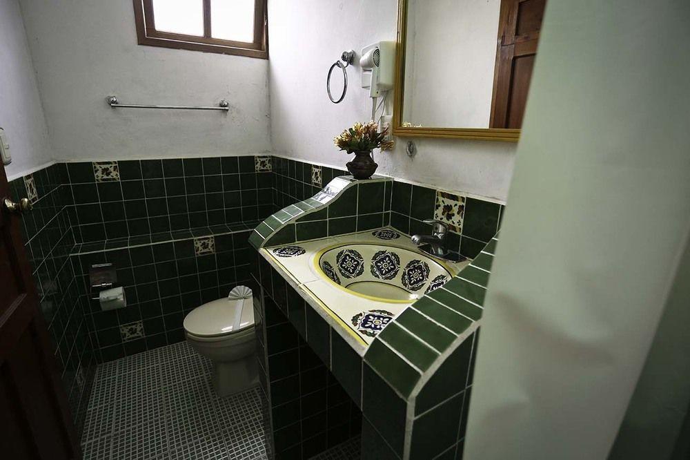 Hotel Plaza Santo Domingo San Cristóbal de Las Casas Esterno foto