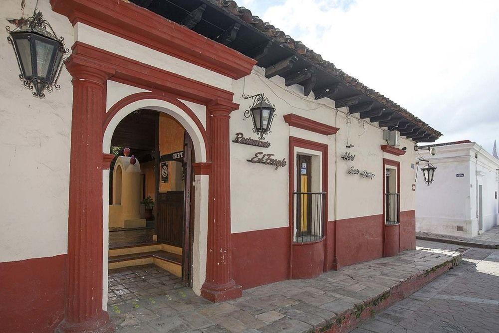 Hotel Plaza Santo Domingo San Cristóbal de Las Casas Esterno foto
