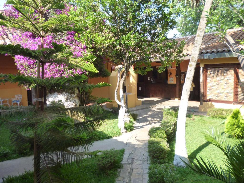 Hotel Plaza Santo Domingo San Cristóbal de Las Casas Esterno foto