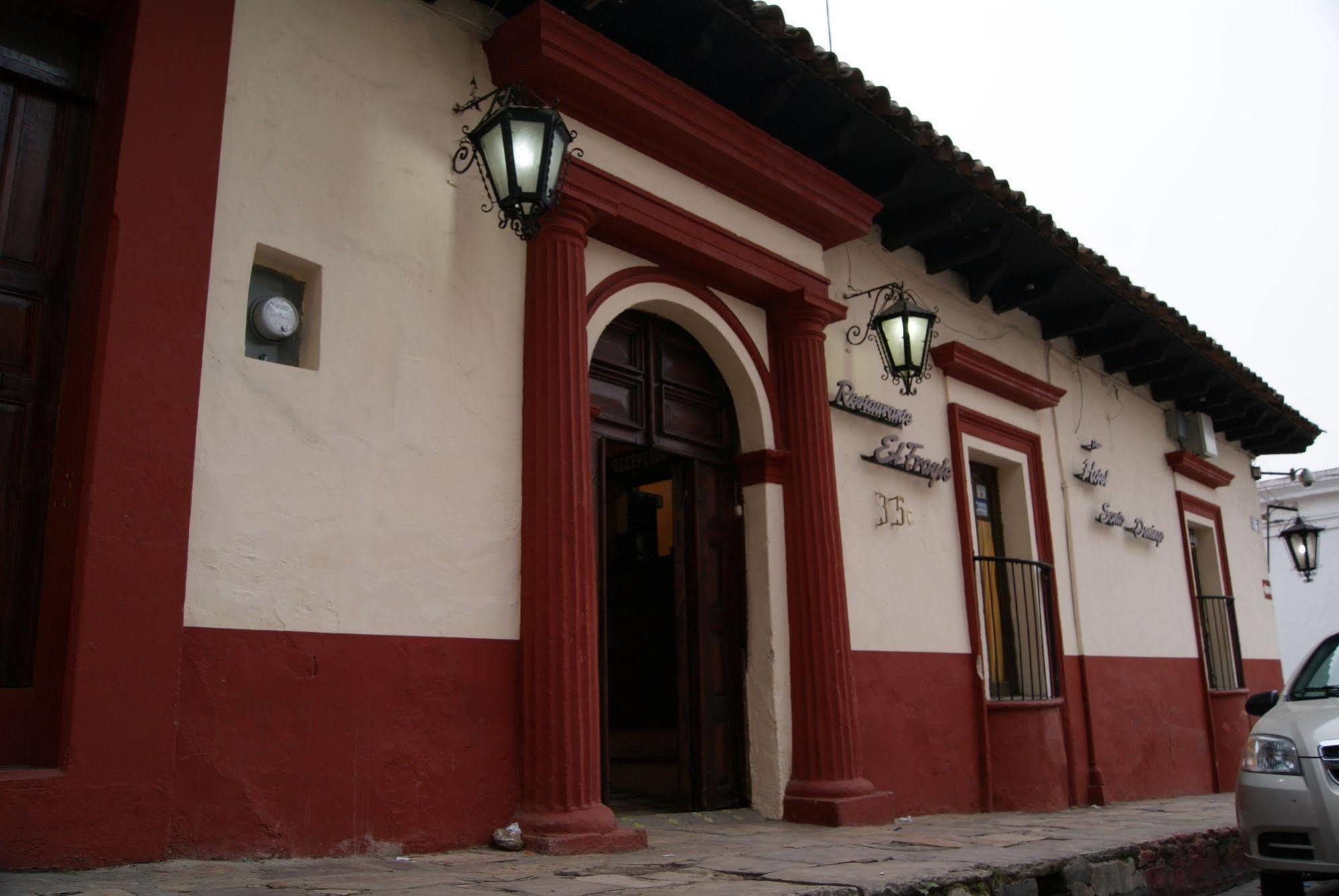 Hotel Plaza Santo Domingo San Cristóbal de Las Casas Esterno foto